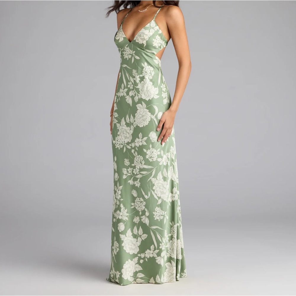 Sage Green Daniella Lace-Up Floral Formal Dress From Windsor
